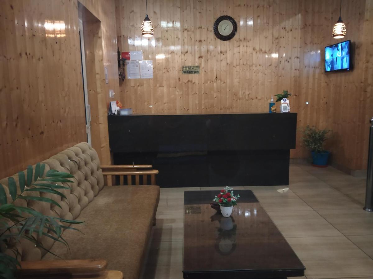 Royal Breeze Hotel & Restaurant Received Most Rated Traveller Award Property For Year 2023-2024 !! Mussoorie Eksteriør bilde